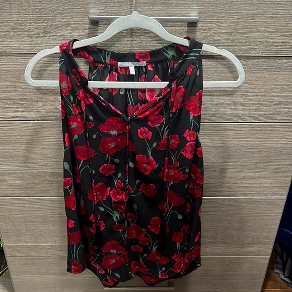 Lemon Tart Split Neck Sleeveless Floral Top. Size M - Picture 1 of 5